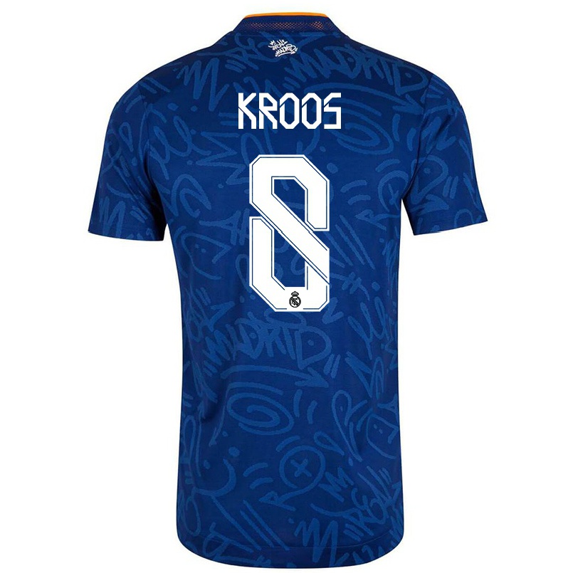 Férfi Labdarúgás Toni Kroos #8 Sötétkék Idegenbeli Jersey 2021/22 Mez Póló Ing